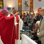 65 años de amor y fe: la familia salteña celebra su boda con hijos sacerdotes y directora de coral
