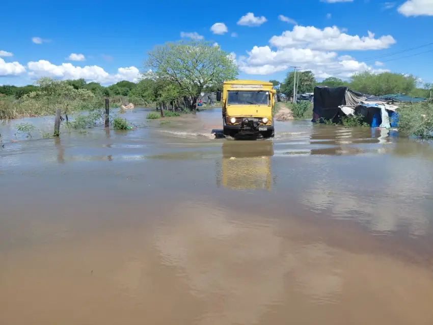 Alarma en Chaco: más de 2.200 personas evacuadas por crecida de ríos