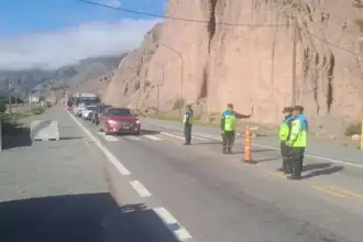 Alerta Vial en Jujuy: Baches, Derrumbes y Vientos Fuertes Peligran la Circulación