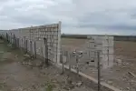 Alto Comedero se enciende: Vecinos bloquean muro de la diputada Burgos