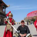Aventura sobre dos ruedas: Ernesto Rojo recorre 30.000 km por Asia en su moto