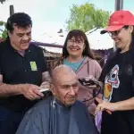 Barranqueras entrega ayuda integral y vacunas a familias del Arenal tras crecida del río