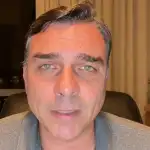Bolsonaro vuelve a la escena política desde Miami: "El juego continúa"
