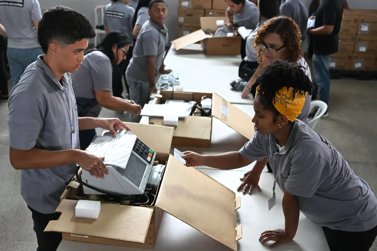Brasil: Descubre el horario oficial de apertura de las urnas este domingo