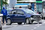Choque en Ex Combatientes y Gaucho Méndez causa congestión y cierre de rotonda