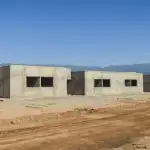 El ministro de Vivienda se ausenta: el gobierno mantiene el cronograma de 700 viviendas