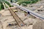 El Puente de Vaqueros Se Traslada a su Nuevo Destino: Peatones y Ciclistas en el Centro