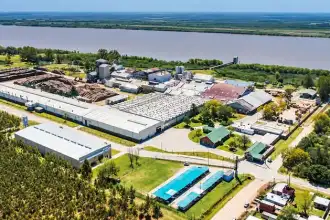 Empresa de insumo de construcción vende terreno millonario en puerto emergente