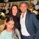 Eugenio Derbez y Alessandra Rosaldo dan la bienvenida a Kobe, su nuevo perro tras la pérdida de Fiona