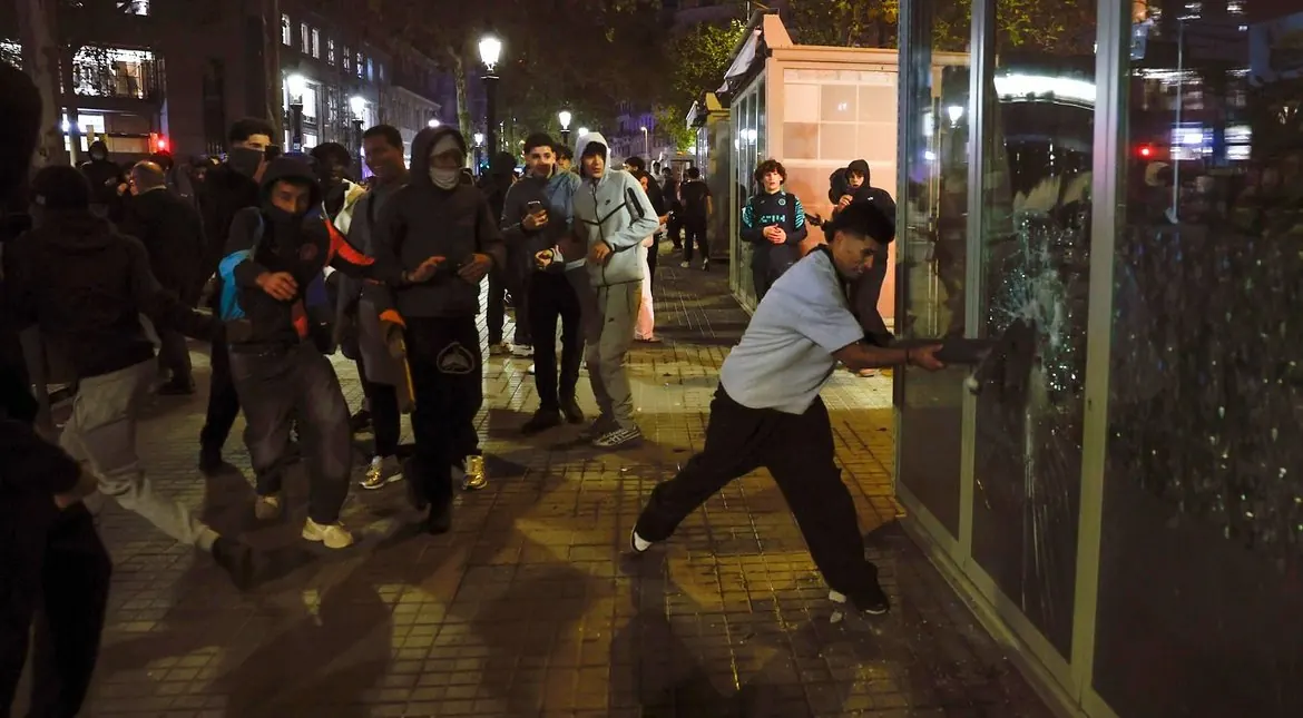 Europa en llamas: protestas en Italia y España dejan más de 100 detenidos en Barcelona