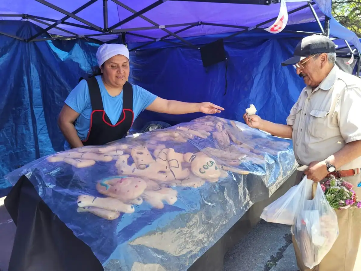 Feria de las Ofrendas abre su puerta: precios y tradición en la Avenida 19 de Abril