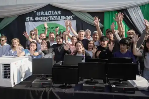 Gobernador Zdero fortalece la Escuela de la Familia Agrícola con equipamiento y apoyo económico