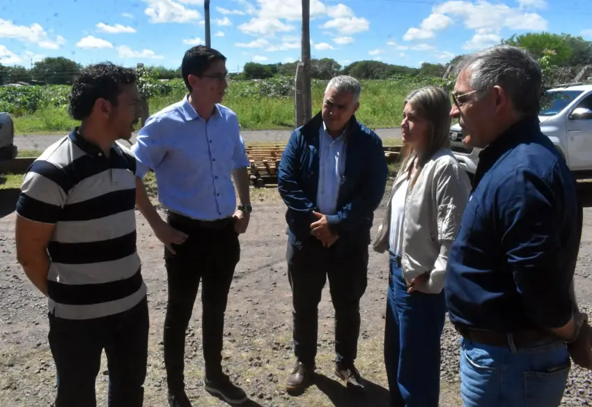 Gobierno consolida refugio y apoyo integral a más de 100 familias en Puerto Vilelas tras inundaciones