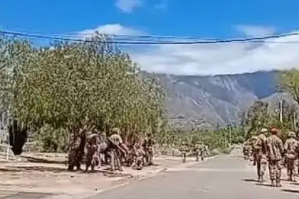 Política