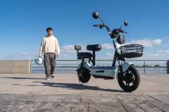 Grupo La Emilia presenta bicimoto eléctrica sin licencia ni patente