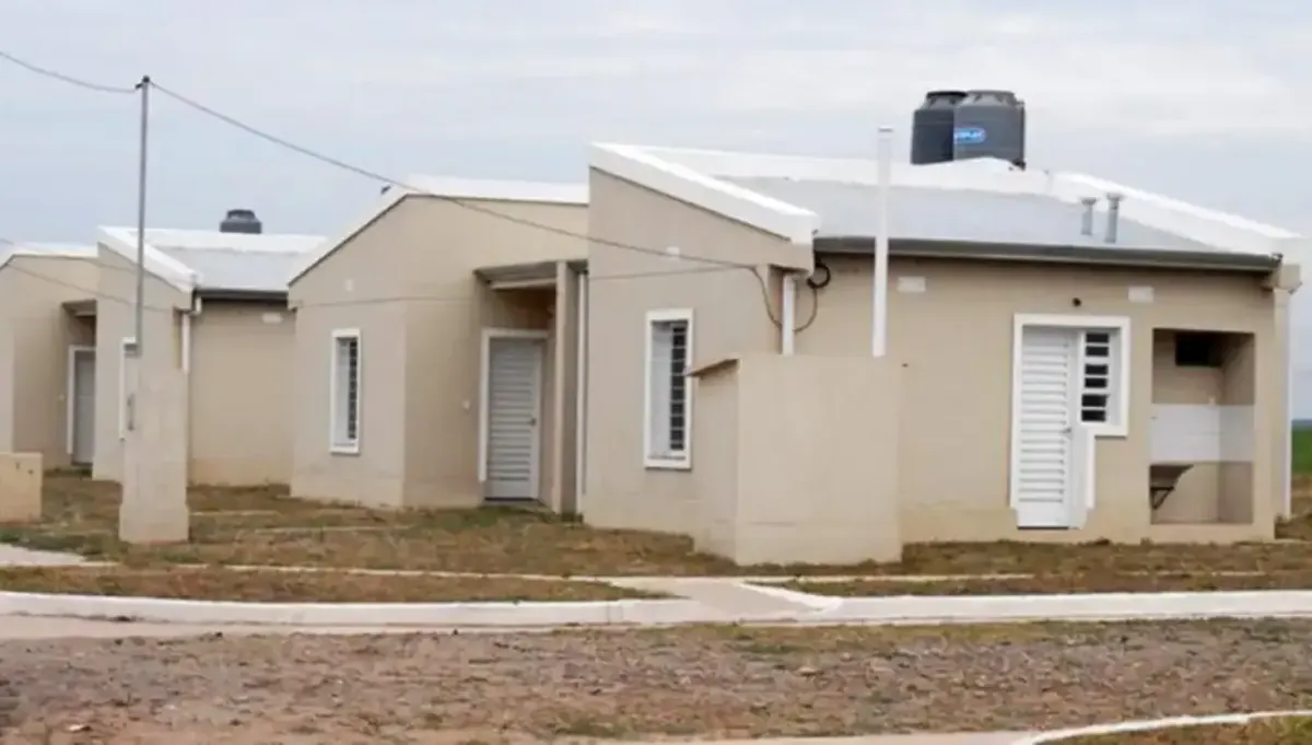IPV entrega 417 títulos de propiedad en dos meses, avanza programa de vivienda