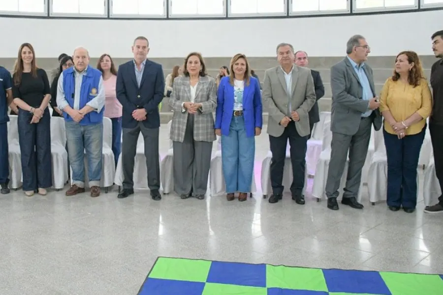 Jornada de Vacunación contra la Polio en Jardín Municipal Marca Día Mundial de la Lucha contra la Poliomielitis