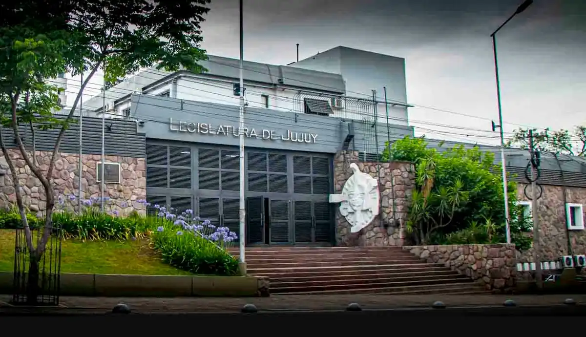 Jujuy exige su propia Comisión de Adultos Mayores: la presión de los jubilados llega a la Casa de Piedra