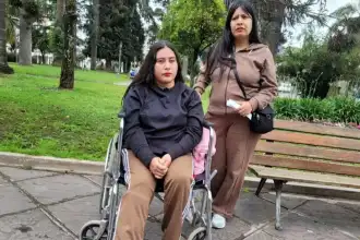 Justicia en espera: dos mujeres en moto quedan gravemente heridas tras atropello en Alto Comedero