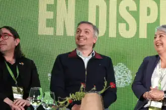 Kirchner ataca al RIGI y advierte a los gobernadores aliados