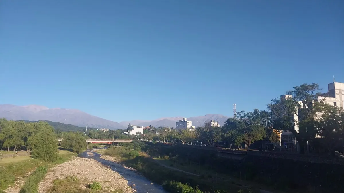 Lluvias previstas, pero mañana sin tormentas: Jujuy se prepara