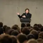 Milei desata polémica: critica a políticos y a Cavallo, y promete más desregulación