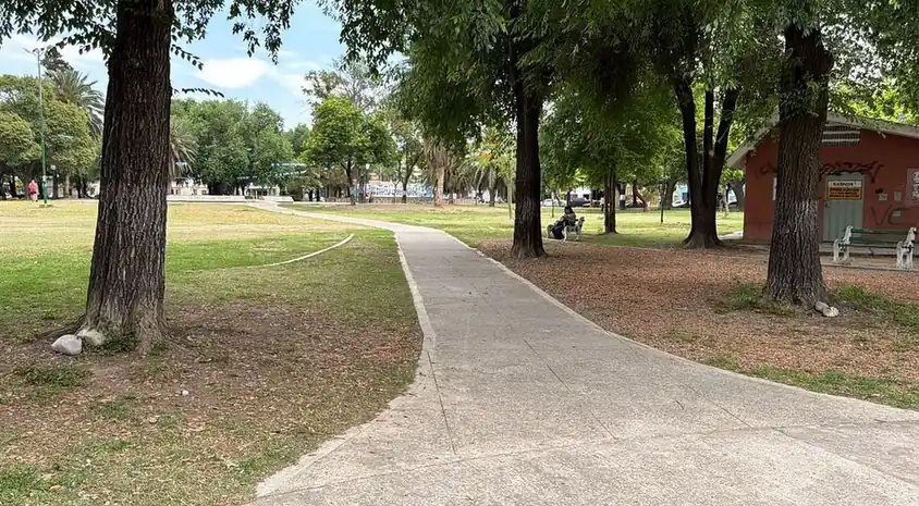 Plaza Gurruchaga se prepara: proyecto de drenaje para enfrentar el Súper Niño