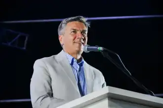Presos del Chaco construyen camas para familias evacuadas por inundaciones