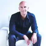 Robin Sharma: El secreto de los líderes que protegen su tiempo sin morir trabajando