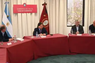 Salta fija calendario de pagos: sueldos, aguinaldo y último mes en un solo plan