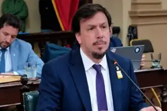 Senado impulsa reforma de la Carta Municipal con cambios significativos