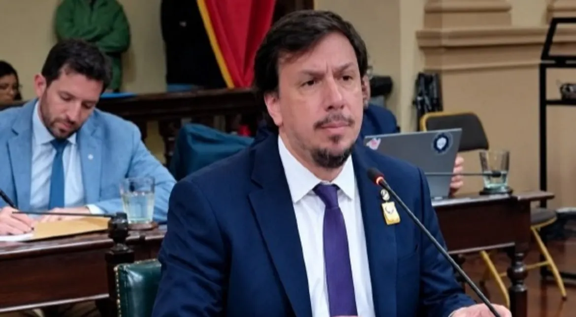 Senado impulsa reforma de la Carta Municipal con cambios significativos